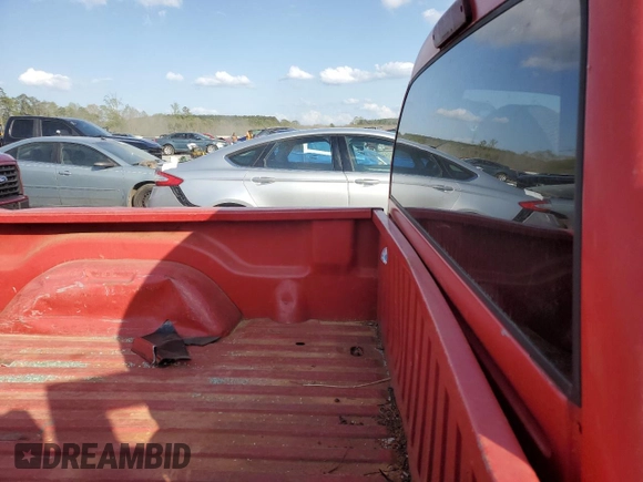 1998 Dodge Dakota SLT z VIN 1B7FL26X6WS617918, wystawiony jako Copart lot #51528255 z przebiegiem 229 102 mil mil oraz Szkoda całkowita • Salvage title. Historia ofert i sprzedaży dostępna na DreamBid. Obrazek 10.