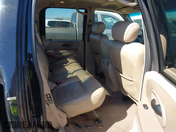 2003 Ford F-150 XLT with VIN 1FTRW07L83KC62296, listed as a IAAI auction lot 41689891 with 272,210 mi miles. Bid and sale history available at carsss.com. Image 8.