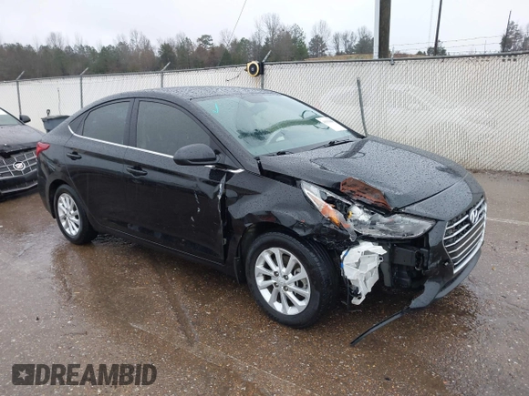 2021 Hyundai Accent SE with VIN 3KPC24A64ME146299, listed as a IAAI auction lot 41551666 with 84,120 mi miles. Bid and sale history available at carsss.com. Image 1.
