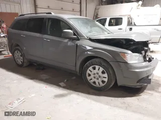 2020 Dodge Journey SE Value with VIN 3C4PDCAB5LT201811, listed as a IAAI auction lot 41732589 with NaN miles. Bid and sale history available at carsss.com. Image 1.