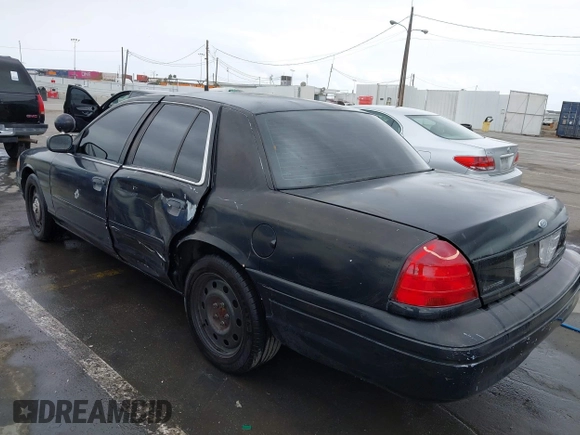 2008 Ford Police Interceptor z VIN 2FAHP71V68X165085, wystawiony jako IAAI lot #42115476 z przebiegiem 171 925 mil mil oraz . Historia ofert i sprzedaży dostępna na DreamBid. Obrazek 3.