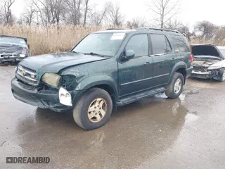 2001 Toyota Sequoia Limited with VIN 5TDBT48A01S046351, listed as a IAAI auction lot 41681033 with 243,974 mi miles. Bid and sale history available at carsss.com. Image 2.