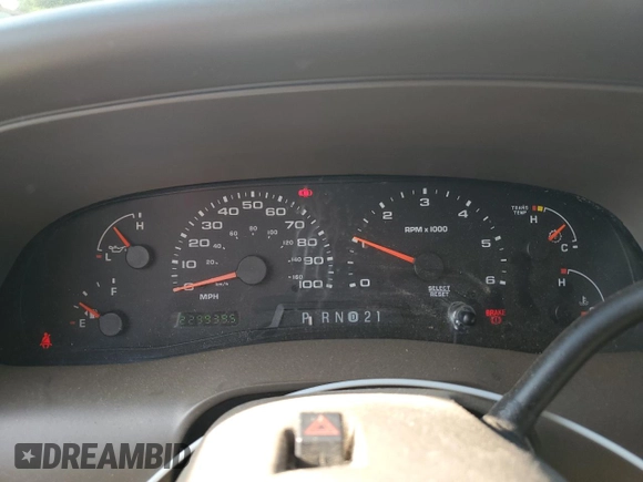 2002 Ford Excursion Limited with VIN 1FMNU43S02EA53250, listed as a Copart auction lot 64440355 with 229,939 mi miles and Clean title. Bid and sale history available at DreamBid. Image 9.
