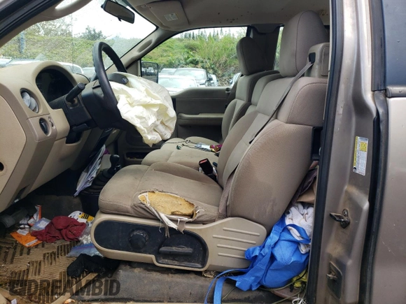 2006 Ford F-150 STX with VIN 1FTRX14W86KA81835, listed as a Copart auction lot 43659865 with 124,713 mi miles and Salvage Title. Bid and sale history available at carsss.com. Image 7.