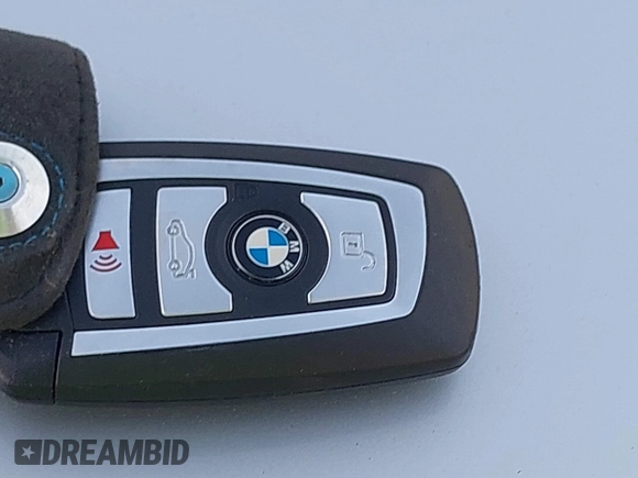 2016 BMW 3 Series 328i with VIN WBA8E9C58GK647631, listed as a IAAI auction lot 41670727 with 100,060 mi miles and . Bid and sale history available at DreamBid. Image 11.