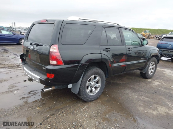 2005 Toyota 4Runner SR5 with VIN JTEZU14R050059336, listed as a IAAI auction lot 41633459 with 219,227 mi miles. Bid and sale history available at carsss.com. Image 4.