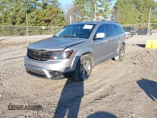 2016 Dodge Journey Crossroad Plus z VIN 3C4PDCGB3GT194838, wystawiony jako IAAI lot #41156024 z przebiegiem 146 161 mil mil oraz . Historia ofert i sprzedaży dostępna na DreamBid. Obrazek 17.