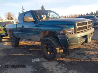 1997 Dodge 1500 with VIN 3B7HF13Z9VG817066, listed as a IAAI auction lot 41507481 with 186,938 mi miles. Bid and sale history available at carsss.com. Image 1.