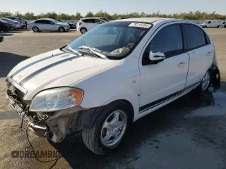 2007 Chevrolet Aveo LS z VIN KL1TD56697B138099, wystawiony jako Copart lot #79316494 z przebiegiem 141 850 mil mil oraz Szkoda całkowita • Salvage title. Historia ofert i sprzedaży dostępna na DreamBid. Obrazek 1.