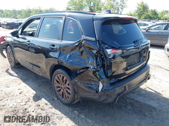 2025 Subaru Forester Special Sports with VIN JF2SLDHC7SH425940, listed as a IAAI auction lot 42573480 with 9,349 mi miles and . Bid and sale history available at DreamBid. Image 3.
