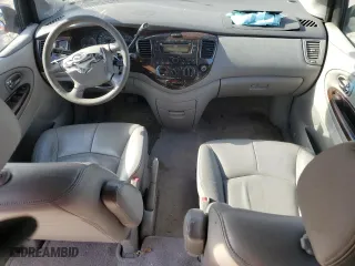 2000 Mazda MPV DX with VIN JM3LW28G0Y0132641, listed as a Copart auction lot 87717555 with 159,657 mi miles and Salvage Title. Bid and sale history available at carsss.com. Image 8.