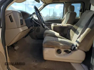 2003 Ford F-250 XL with VIN 1FTNX21L33EB98022, listed as a Copart auction lot 87487844 with 205,917 mi miles and Non repairable. Bid and sale history available at DreamBid. Image 7.
