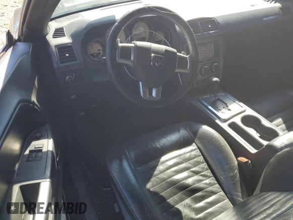 2014 Dodge Challenger R/T Plus z VIN 2C3CDYBT5EH108936, wystawiony jako Copart lot #46652305 z przebiegiem 229 673 mil mil oraz Szkoda całkowita • Salvage title. Historia ofert i sprzedaży dostępna na DreamBid. Obrazek 8.