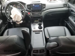 2022 Honda Ridgeline RTL-E with VIN 5FPYK3F77NB024900, listed as a Copart auction lot 48840775 with 31,990 mi miles and Salvage title. Bid and sale history available at DreamBid. Image 8.