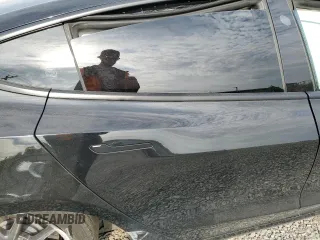 2023 Tesla Model 3 z VIN 5YJ3E1EA3PF698993, wystawiony jako Copart lot #55033655 z przebiegiem Nie podano mil oraz Szkoda całkowita • Salvage title. Historia ofert i sprzedaży dostępna na DreamBid. Obrazek 10.