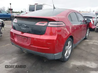 2011 Chevrolet Volt with VIN 1G1RD6E40BU103692, listed as a IAAI auction lot 42206339 with 9,621 mi miles and . Bid and sale history available at carsss.com. Image 4.