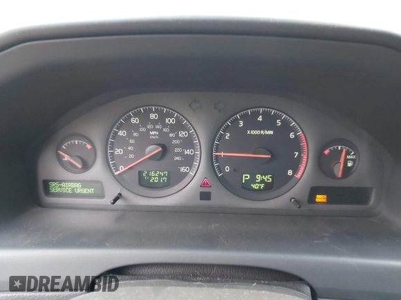 2002 Volvo V70 with VIN YV1SW58D621191782, listed as a IAAI auction lot 41736536 with 216,247 mi miles and . Bid and sale history available at DreamBid. Image 7.