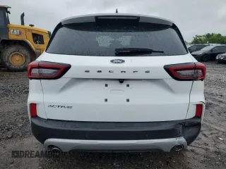 2025 Ford Escape Active z VIN 1FMCU0GN3SUA56556, wystawiony jako Copart lot #54184845 z przebiegiem 1 272 mil mil oraz Szkoda całkowita • Salvage title. Historia ofert i sprzedaży dostępna na DreamBid. Obrazek 6.