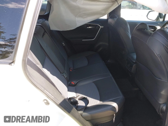 2021 Toyota RAV4 Hybrid XSE with VIN 4T3E6RFV9MU040817, listed as a IAAI auction lot 42182773 with 39,438 mi miles and . Bid and sale history available at DreamBid. Image 8.