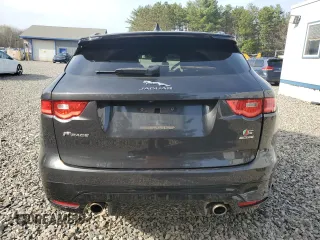 2018 Jaguar F-Pace S z VIN SADCM2FV3JA326536, wystawiony jako Copart lot #55136925 z przebiegiem 175 408 mil mil oraz Szkody całkowita. Historia ofert i sprzedaży dostępna na DreamBid. Obrazek 6.