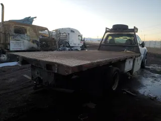 2005 Ford F-450 with VIN 1FDXF46P65ED12547, listed as a Copart auction lot 43158715 with 230,920 mi miles and Salvage title. Bid and sale history available at DreamBid. Image 3.