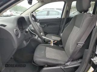2017 Jeep Compass Sport SE with VIN 1C4NJDBB7HD173530, listed as a Copart auction lot 55295085 with 112,391 mi miles and Salvage title. Bid and sale history available at DreamBid. Image 7.