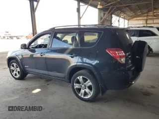 2010 Toyota RAV4 Sport z VIN 2T3RF4DV2AW028639, wystawiony jako Copart lot #63523175 z przebiegiem 144 703 mil mil oraz Czysty tytuł • Clean title. Historia ofert i sprzedaży dostępna na DreamBid. Obrazek 2.