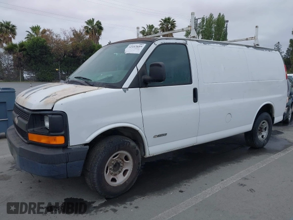 2005 Chevrolet Express Cargo Van with VIN 1GCGG25V451259439, listed as a IAAI auction lot 42117659 with 109,763 mi miles. Bid and sale history available at carsss.com. Image 2.