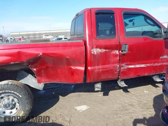 2003 Ford Super Duty F-250 XL with VIN 1FTNX21P93EC62695, listed as a IAAI auction lot 41687232 with 227,181 mi miles. Bid and sale history available at carsss.com. Image 17.