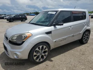 2013 Kia Soul + with VIN KNDJT2A64D7537509, listed as a Copart auction lot 52128315 with 113,890 mi miles and Salvage Title. Bid and sale history available at carsss.com. Image 1.