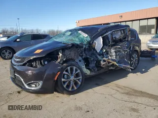 2018 Chrysler Pacifica Limited z VIN 2C4RC1GG4JR212365, wystawiony jako Copart lot #50052575 z przebiegiem Nie podano mil oraz Szkody całkowita. Historia ofert i sprzedaży dostępna na DreamBid. Obrazek 1.
