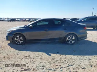 2021 Kia Forte LXS with VIN 3KPF24AD4ME270875, listed as a IAAI auction lot 41355744 with 43,640 mi miles. Bid and sale history available at carsss.com. Image 15.