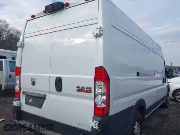 2020 Ram ProMaster Cargo with VIN 3C6URVJG3LE119339, listed as a IAAI auction lot 41289761 with 64,055 mi miles and . Bid and sale history available at carsss.com. Image 4.