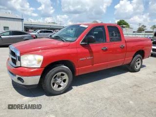 2007 Dodge 1500 SLT z VIN 1D7HA18P47S262065, wystawiony jako Copart lot #56539695 z przebiegiem 107 349 mil mil oraz Czysty tytuł • Clean title. Historia ofert i sprzedaży dostępna na DreamBid. Obrazek 1.