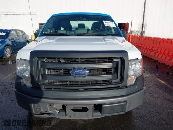 2014 Ford F-150 XL with VIN 1FTFX1CF4EKG53325, listed as a IAAI auction lot 41060015 with 216,554 mi miles. Bid and sale history available at carsss.com. Image 12.