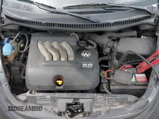 2004 Volkswagen New Beetle Coupe GL with VIN 3VWBK31CX4M416912, listed as a IAAI auction lot 42125377 with 999,999 mi miles. Bid and sale history available at carsss.com. Image 10.