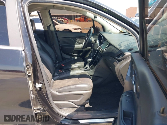 2017 Buick Encore Preferred z VIN KL4CJASB6HB243854, wystawiony jako IAAI lot #42499778 z przebiegiem 119 703 mil mil oraz . Historia ofert i sprzedaży dostępna na DreamBid. Obrazek 5.