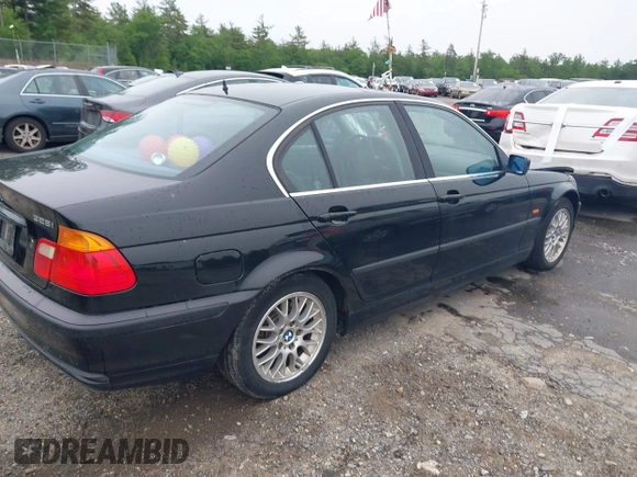 2000 BMW 3 Series 328i with VIN WBAAM5341YFR17507, listed as a IAAI auction lot 42434564 with 137,424 mi miles and . Bid and sale history available at DreamBid. Image 4.