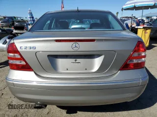 2006 Mercedes-Benz C 230 Sport с VIN WDBRF52H56A915112, выставлен на аукционе Copart как лот 46604005 с пробегом 88 624 миль миль и Списание • Salvage title. История ставок и продаж доступна на DreamBid. Изображение 6.