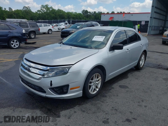 2012 Ford Fusion S with VIN 3FAHP0GAXCR270957, listed as a IAAI auction lot 42122294 with 230,489 mi miles and . Bid and sale history available at carsss.com. Image 2.