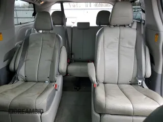 2013 Toyota Sienna XLE with VIN 5TDDK3DC9DS071069, listed as a Copart auction lot 51740015 with 170,277 mi miles and Salvage Title. Bid and sale history available at DreamBid. Image 10.