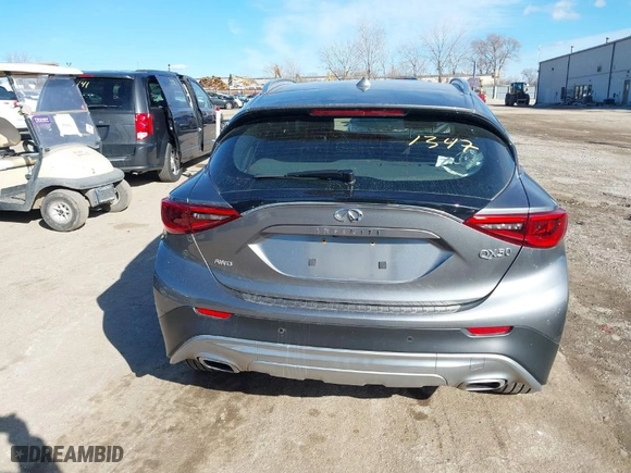 2018 Infiniti QX30 Luxury with VIN SJKCH5CR6JA054067, listed as a IAAI auction lot 41691347 with NaN miles. Bid and sale history available at carsss.com. Image 17.