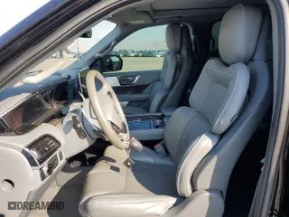 2018 Lincoln Navigator L Reserve with VIN 5LMJJ3LTXJEL21369, listed as a Copart auction lot 70233794 with 80,131 mi miles and Salvage Title. Bid and sale history available at carsss.com. Image 7.