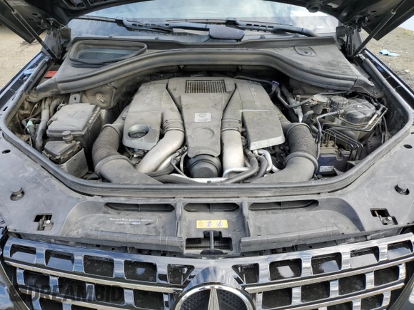 2015 Mercedes-Benz M 63 AMG with VIN 4JGDA7EB5FA549984, listed as a Copart auction lot 51907984 with 132,030 mi miles and Salvage Title. Bid and sale history available at carsss.com. Image 11.