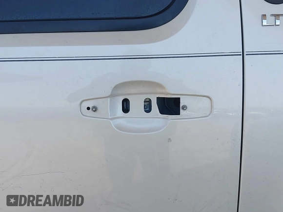 2013 Chevrolet Avalanche LTZ с VIN 3GNTKGE75DG144464, выставлен на аукционе IAAI как лот 42502256 с пробегом 116 237 миль миль и . История ставок и продаж доступна на DreamBid. Изображение 17.