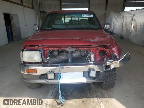 1997 Toyota T100 DX with VIN JT4UN22DXV0038731, listed as a Copart auction lot 52185665 with 268,281 mi miles and Salvage Title. Bid and sale history available at carsss.com. Image 5.