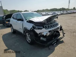 2023 Jeep Compass Latitude z VIN 3C4NJDBN6PT562209, wystawiony jako Copart lot #59638715 z przebiegiem 45 360 mil mil oraz Szkoda całkowita • Salvage title. Historia ofert i sprzedaży dostępna na DreamBid. Obrazek 14.