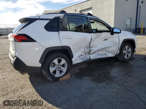 2019 Toyota RAV4 XLE with VIN 2T3W1RFV8KC028630, listed as a Copart auction lot 49307165 with 32,043 mi miles and Salvage Title. Bid and sale history available at DreamBid. Image 3.