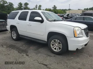 2011 GMC Yukon SLE with VIN 1GKS2AE01BR166466, listed as a Copart auction lot 62555454 with 199,634 mi miles and Salvage Title. Bid and sale history available at carsss.com. Image 4.
