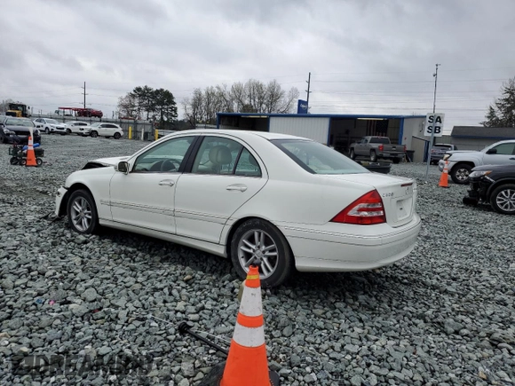 2007 Mercedes-Benz C with VIN WDBRF87J67F844780, listed as a Copart auction lot 49582225 with Not Provided miles and Salvage Title. Bid and sale history available at DreamBid. Image 2.